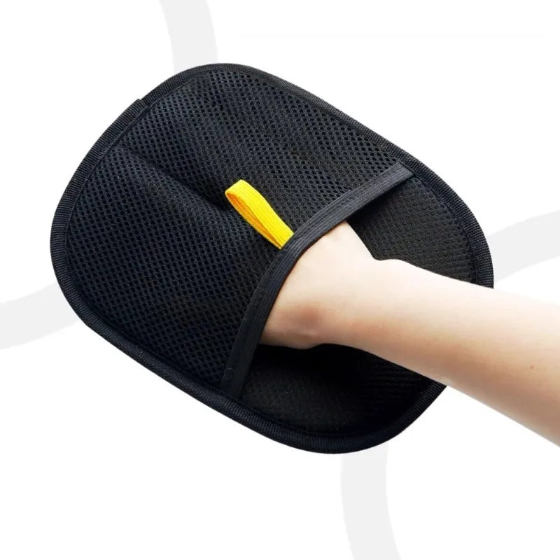 FurSwipe™ 🧲 🐱 Electrostatic Hair Remover Mitt