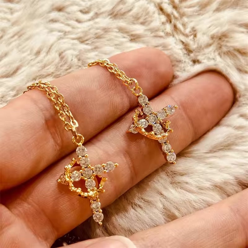 Christian Cross Pendant Necklace ✝️ 💎