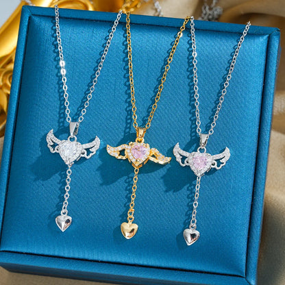 Angel Wings Movement Necklace 💖🪽