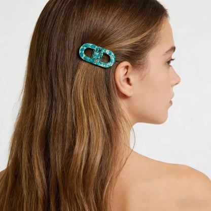 Magnetic Hair Clip ✨