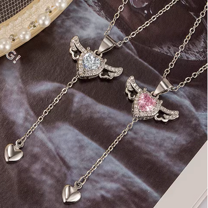 Angel Wings Movement Necklace 💖🪽